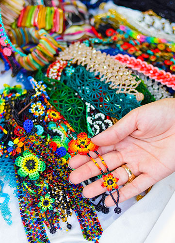 Viaja a todo México a través de La Ciudadela: Mercado de Artesanías